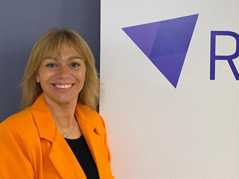 Connectem amb Eva Tenorio, directora i vocal de Projecte Vida