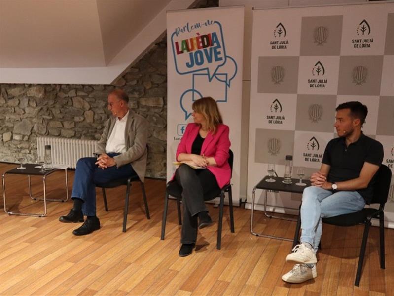 Creix l’impacte dels influencers en les addiccions digitals entre adolescents