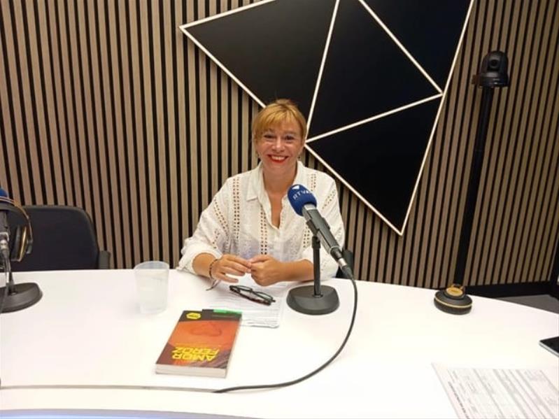 Eva Tenorio - Obert per vacances